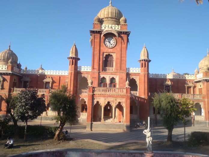Heritage Viewing Fee : इंदौर की विरासत को अब मुफ्त में नहीं देखा जा सकेगा