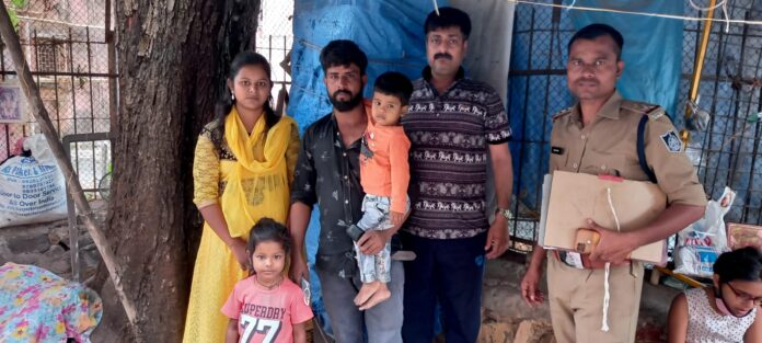 Missing son found After 16 years: 13 वर्ष पूर्व गुमशुदा बेटा 29 साल की उम्र में बहु-बच्चों के साथ मिला