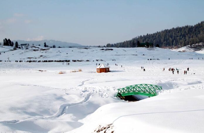 snow-16125383277297