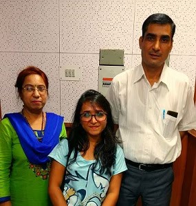 WhatsApp Image 2022 04 02 at 7.50.16 PM Kissa-A-IAS: From Slum To An IAS: Story Of A Divyang Girl: झुग्गी से निकलकर ऐसे IAS बनी यह लड़की