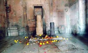 rn 230255 1487788744 835x547 Raisen's Shiva Temple