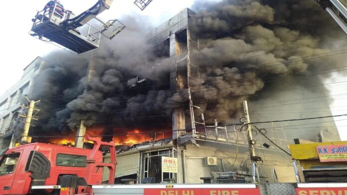 12q1 Massive fire in Delhi