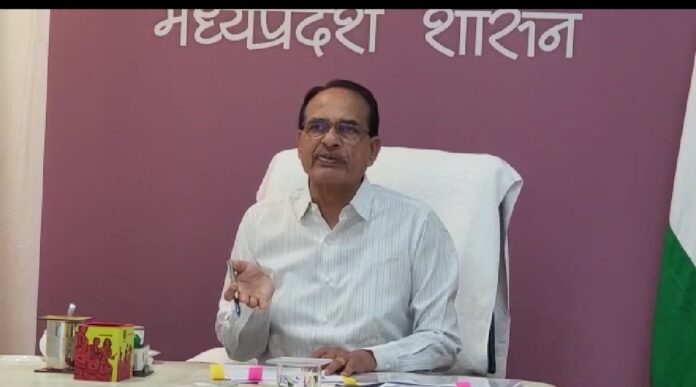 IMG_20220520_084615 @06.30 AM: CM शिवराज ने आज सुबह सबेरे 2 जिला कलेक्टरों से की चर्चा,लिया फीडबैक, मंत्री भी चर्चा में हुए शामिल