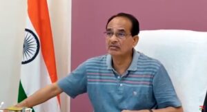 Shivrajji नौकरशाहों के रवैये पर शिवराज की सख्त निगाहें ...