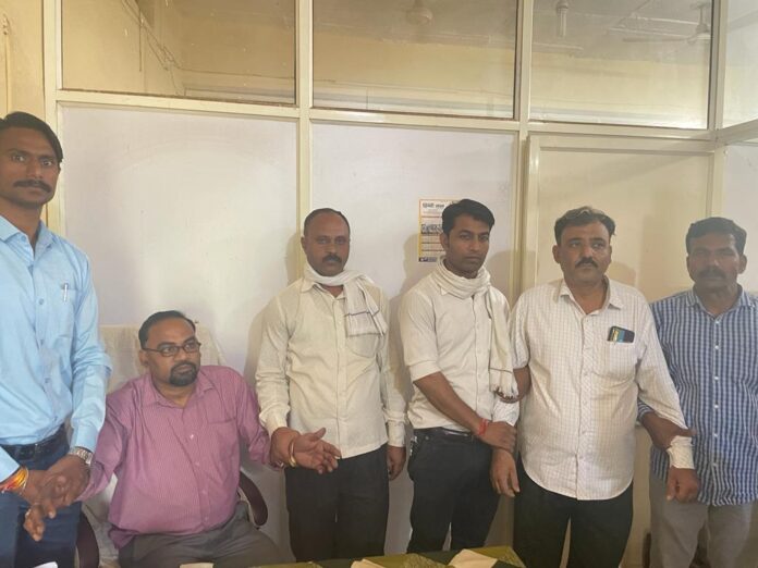 ujjain Lokayukt Trap: APO और पंचायत सचिव ₹60000 की रिश्वत लेते रेंज हाथों गिरफ्तार