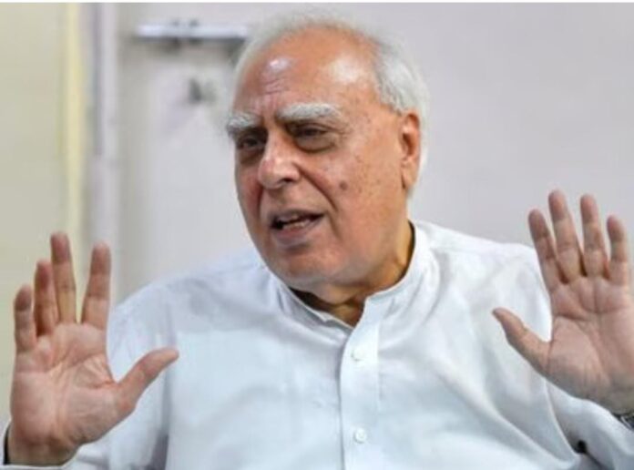 Sibal Quits Congress : कपिल सिब्बल ने कांग्रेस छोड़ी, SP की मदद से राज्यसभा में जाएंगे! Sibal Quits Congress : कपिल सिब्बल ने कांग्रेस छोड़ी, SP की मदद से राज्यसभा में जाएंगे!