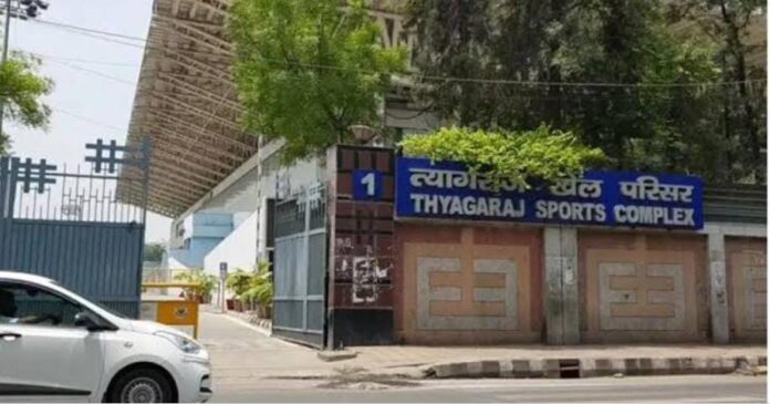 IAS Punished For Walking Dog : IAS दंपत्ति को स्टेडियम में कुत्ता घुमाने की सजा मिली, दोनों के दूर तबादले! IAS Punished For Walking Dog : IAS दंपत्ति को स्टेडियम में कुत्ता घुमाने की सजा मिली, दोनों के दूर तबादले!