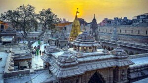 kashivishwanathtemple 1639375679 Jhuth bole kaua kaate: अब काशी की बारी!
