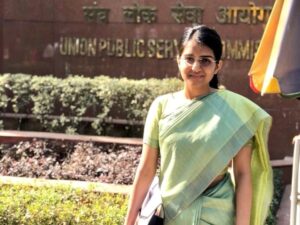 Kissa A IAS सुनने की शक्ति खोई, पर महज 23 साल में बनी IAS 