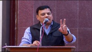 maxresdefault IAS Officer Applies For VRS: IAS अधिकारी ने VRS के लिए दिया आवेदन, लड़ सकते हैं नगरीय निकाय चुनाव