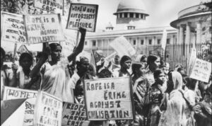Mathura rape case1 झूठ बोले कौआ काटे: सियासत के शिकंजे में कानून, सुधार जरूरी