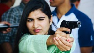 KISS-A-IAS: नक्सली चुनौतियों के बीच पहले IPS और फिर IAS बनने का चमत्कार 