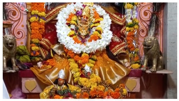 download (19) Badwani News: रियासत के महाराजा की कुलदेवी मां कालिका के पूर्ण स्वरूप में आनंदमई मूर्ति, जो स्वयं भू होकर स्थापित हुई है