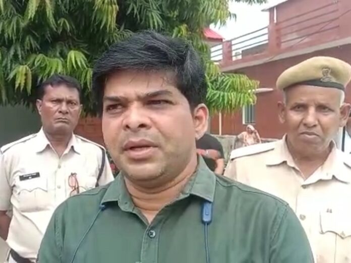 Illegal Computer Academy Sealed: फर्जी कंप्यूटर अकैडमी APLL सील,प्रशासन की कार्यवाही