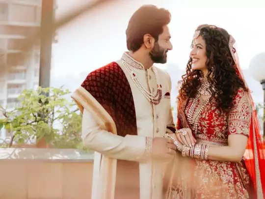 Palak Muchhal Weds Mithoon: पलक और मिथुन विवाह बंधन में बंधे