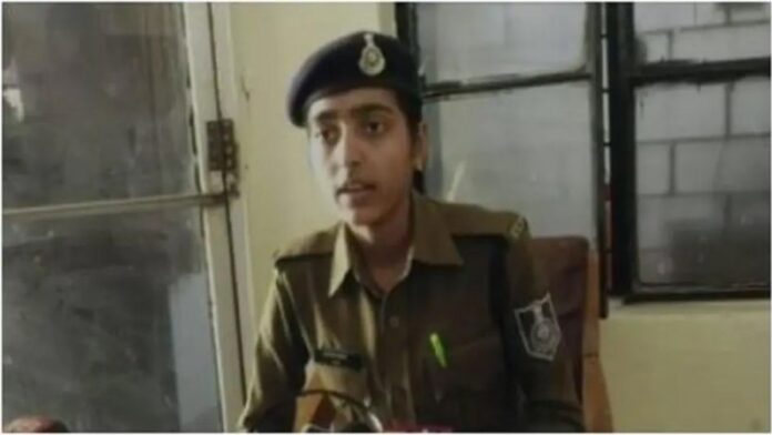 image_750x_6397114bce4fd