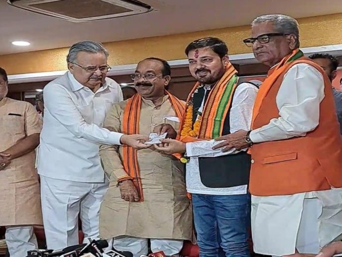 WhatsApp Image 2023-06-04 at 8.02.59 AM BJP's Bet in Chhattisgarh : युवा वोटरों को लुभाने के लिए भाजपा ने छत्तीसगढ़ में बड़ा दांव खेला!
