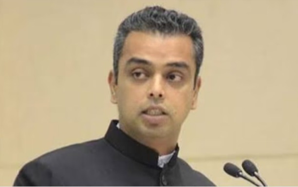Milind Deora Resigned Congress : मिलिंद देवड़ा ने कांग्रेस से इस्तीफ़ा दिया, शिंदे की शिवसेना में शामिल होंगे?