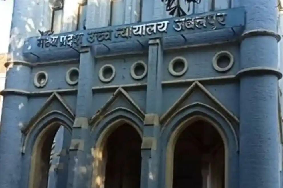 High Court Reprimanded IAS Sachin Sinha Pensioners Welfare Association