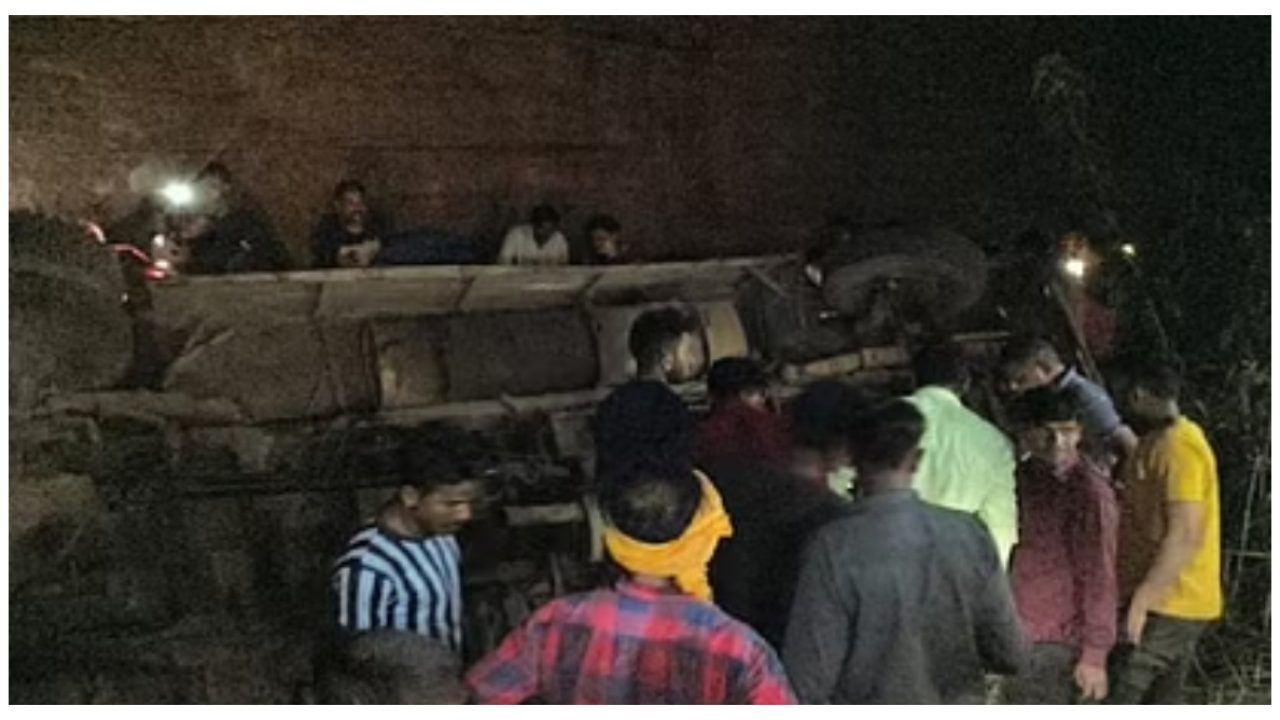 Chhattisgarh-Hadsa_-12-people-died-in-durg-in-bus-accident-1280x720