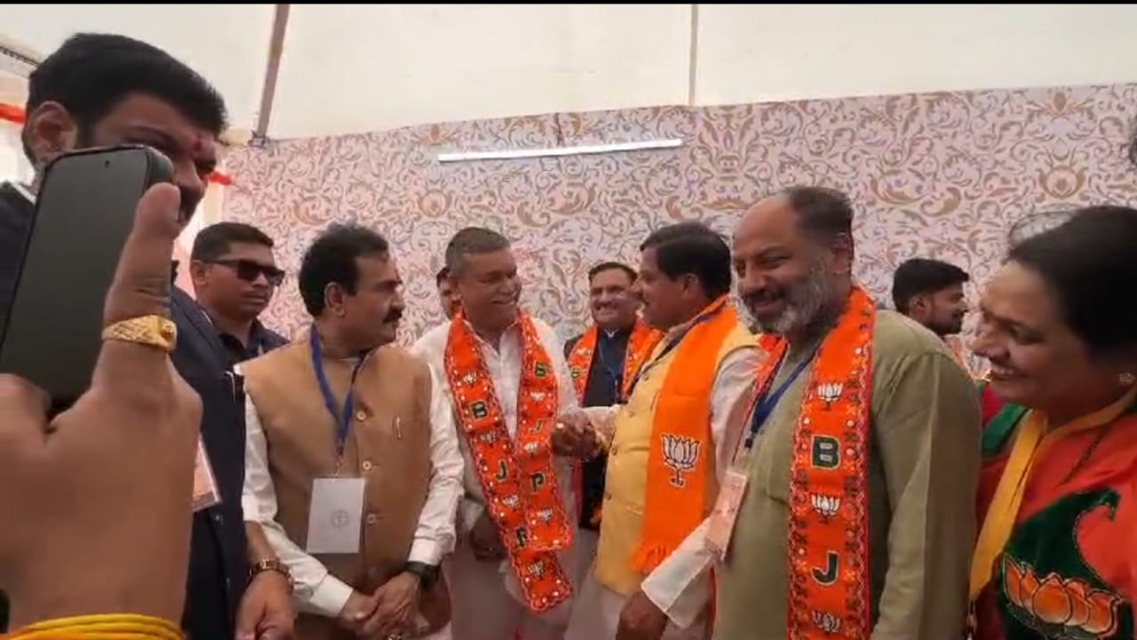 Ex MLA Joins BJP Ex MLA Joins BJP
