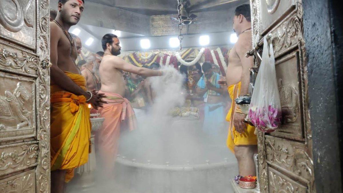 29_11_2023-mahakal_bhasm_aarti_booking_20231129_9480 Mahakal Temple