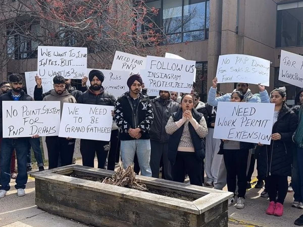 Students-from-India-protesting-curbs-on-pathways-t_1724764773440_1724764793595 Changes in Federal Immigration Policies