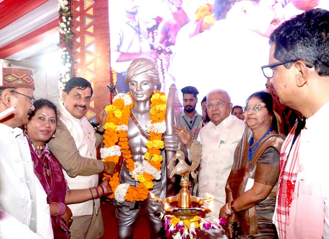 WhatsApp Image 2024-11-15 at 16.25.48 PM Modi Dedicated 2 Tribal Museums