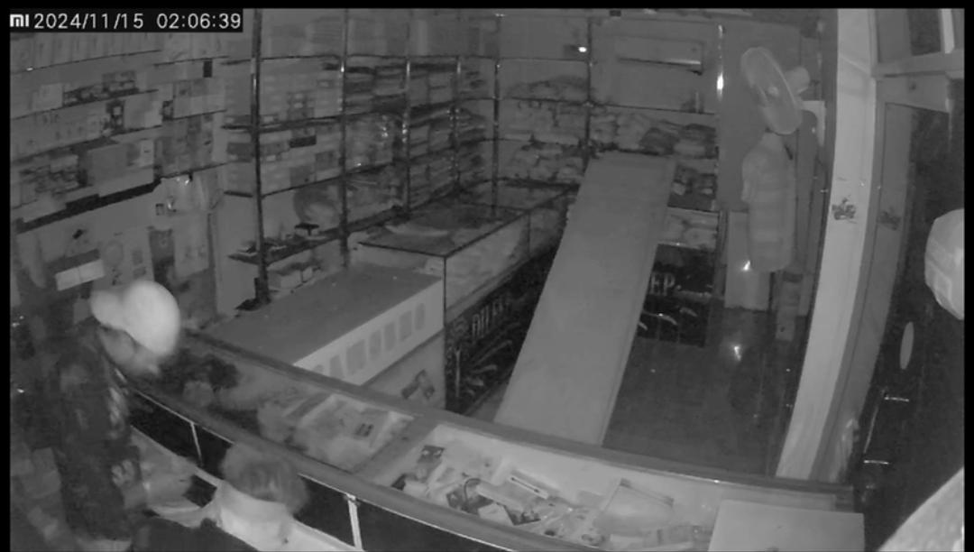 WhatsApp Image 2024-11-16 at 19.05.06 Theft in Mobile Shop