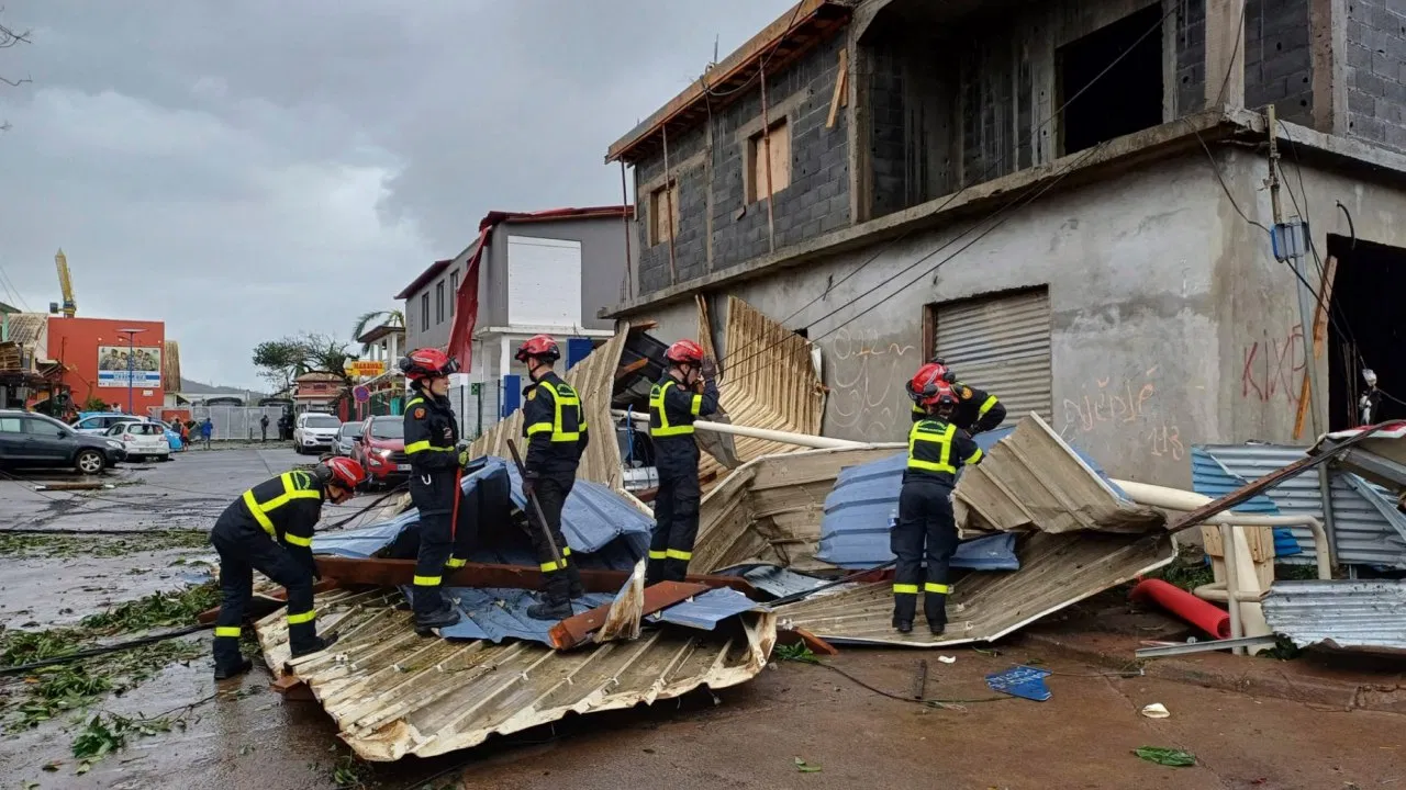 more-than-1000-people-died-due-to-cyclone-chido-in-mayotte-france
