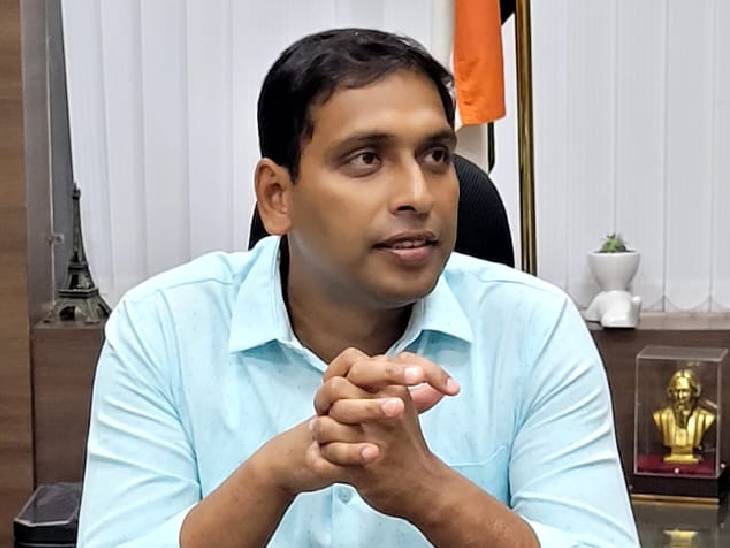 Ashish Singh Collector Indore