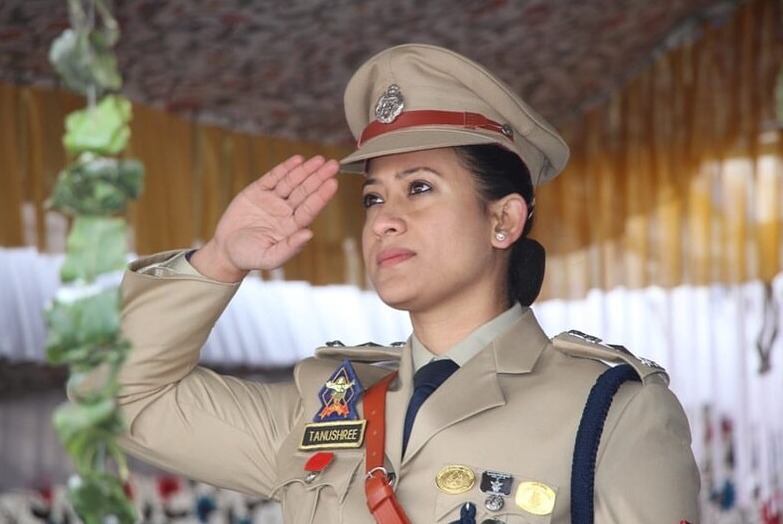 IMG 20250622 WA0134 Kissa-A-IPS: IPS Tanushri: कश्मीर में पुलिस की चुनौती भरी सेवा में जांबाजी दिखाती एक महिला!