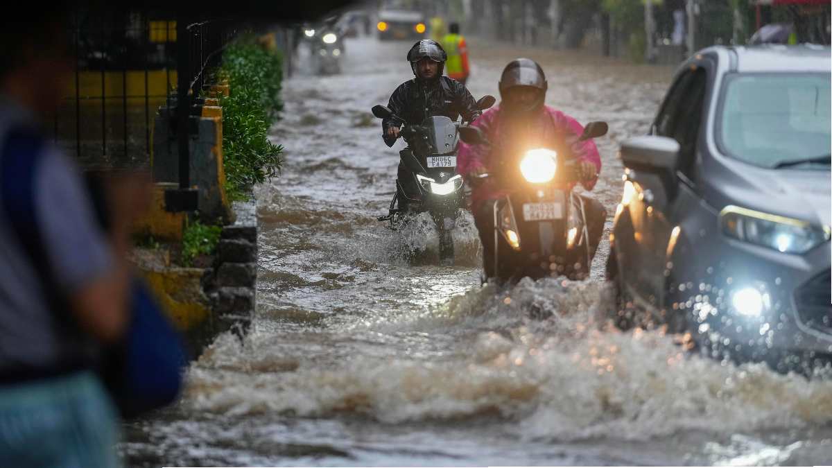 Mumbai Rain (7)(1)