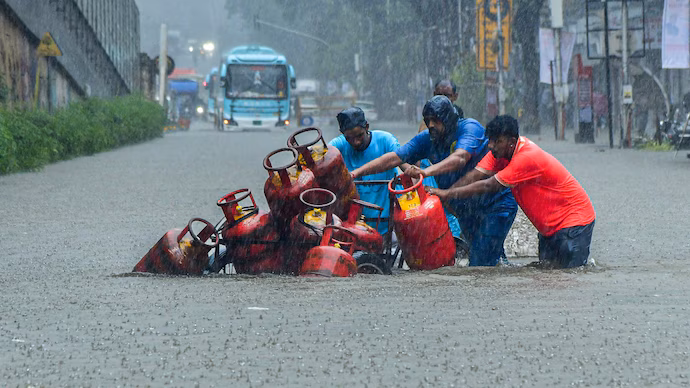 mumbai rain 190651441 mumbai rain 190651441