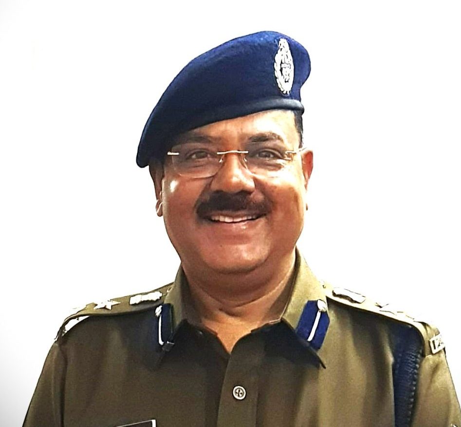 IPS Manoj Singh : आईपीएस मनोज सिंह वास्तव में ‘सिंह इज किंग!’ https://staging.mediawala.in/ips-manoj-singh-ips-manoj-singh-is-truly-singh-is-king/