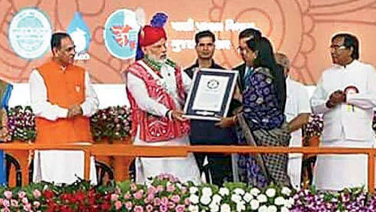 IMG 20251012 WA0123 Kissa-A-IAS: Shalini Agarwal: 3 वर्ल्ड रिकॉर्ड्स बनाने वाली IAS अधिकारी
