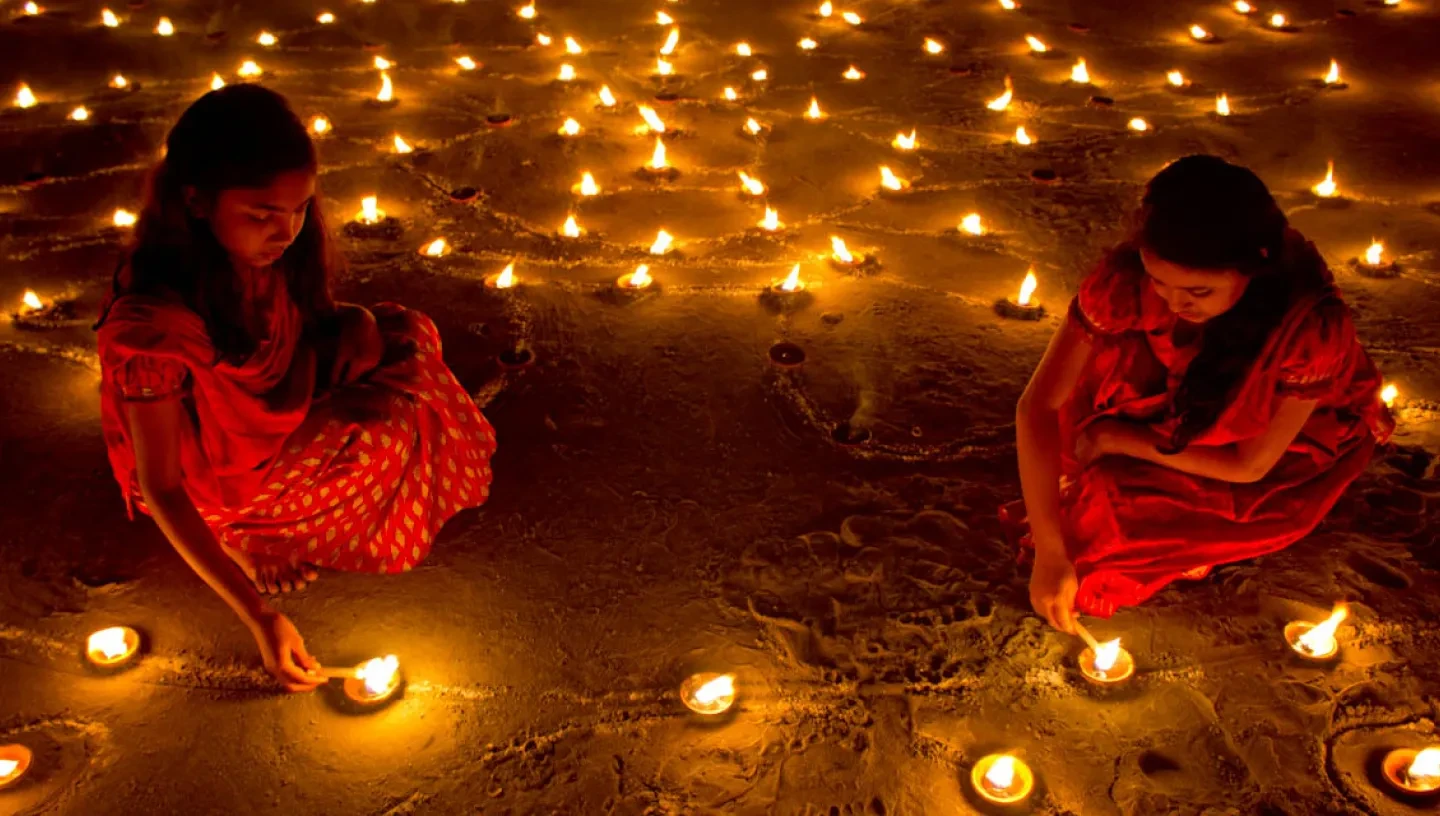 diwali festival of lights.jpg Traditional Diwali of Nima