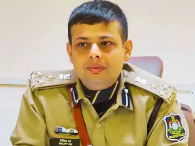 IMG 20260315 WA0000 Kissa-A-IPS: गुजरात में क्यों सुर्खियों में हैं IPS Nirlipt Rai!