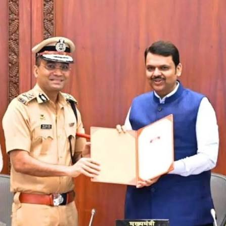 WhatsApp Image 2026 04 19 at 4.34.44 PM Kissa-A-IPS:IPS Sandeep Karnik: अशोक खरात और TCS यौन प्रताड़ना कांड उजागर कर धूम मचा दी