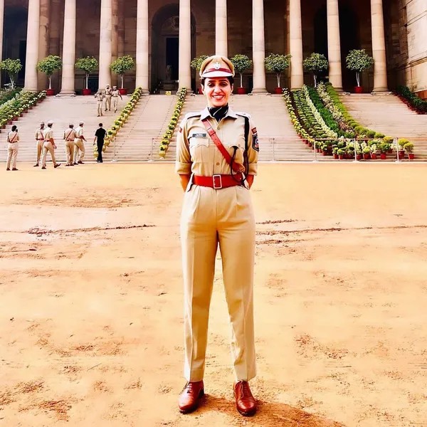 IMG 20260621 WA0148 Kissa-A-IPS: IPS Anu Beniwal: कानून की नजर में रसूख या रुतबा कोई मायने नहीं रखता- चाहे तुम्हारे चाचा राष्ट्रपति ही क्यों ना हो, चालान तो कटेगा!