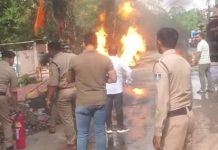 इंदौर में बड़ा हादसा टला: हाई-प्रेशर PNG गैस पाइपलाइन फटी, आग से महिला समेत 4 झुलसे, 2 वाहन जलकर खाक, 5,000 से अधिक गैस कनेक्शन प्रभावित