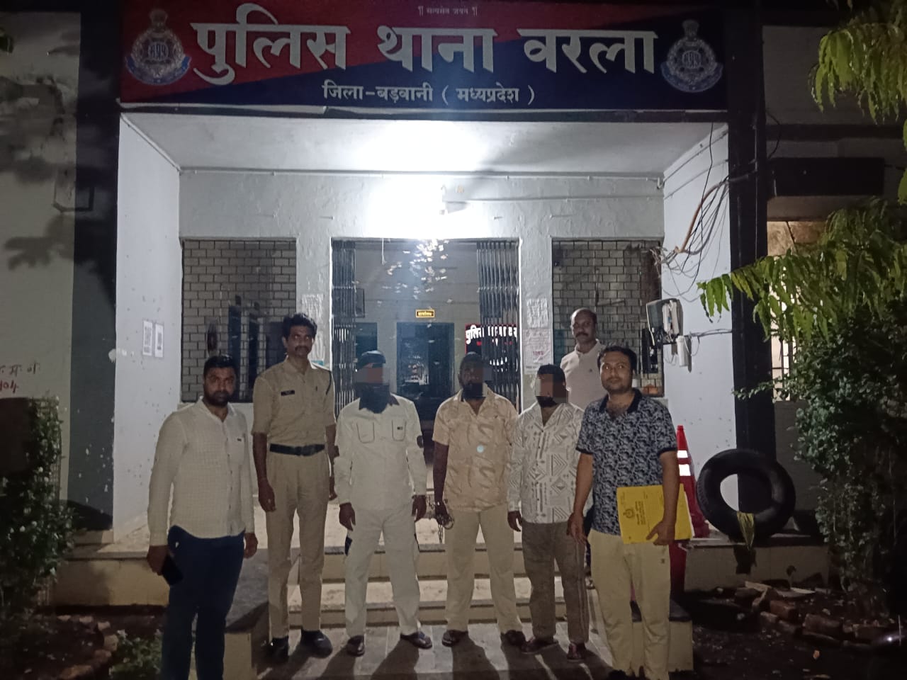 दिल्ली में 20 लाख रुपये के सोने की चोरी के मामले में बड़वानी के 3 आरोपी गिरफ्तार