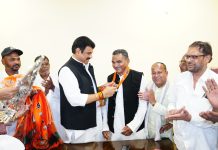 कांग्रेस को बड़ा झटका, सुरखी के पूर्व नगर परिषद अध्यक्ष भाई लालमिया सैकड़ों समर्थकों के साथ भाजपा में शामिल
