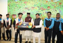 मुख्यमंत्री डॉ. मोहन यादव ने की खिलाड़ियों से मुलाकात, गोल्ड जीतने वालों को 3-3, ब्रॉन्ज जीतने वालों को 1-1 लाख देगी सरकार