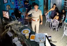 कैफ़े में पुलिस अधिकारी की ‘गुंडागर्दी’ का CCTV वीडियो वायरल, डंडे से फैलाई दहशत हुए सस्पेंड !देखिये वीडियो