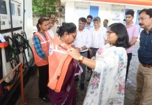 Initiative of Collector Ruchika Chouhan: ग्वालियर में आज 5 जरूरतमंद महिलाएं बनी “शक्ति दीदी”, संख्या हुई 129 Initiative of Collector Ruchika - Initiative of Collector Ruchika Chouhan: ग्वालियर में आज 5 जरूरतमंद महिलाएं बनी “शक्त…